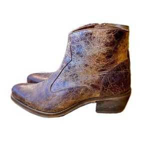 Diba True Distressed Brown Leather Zip Up Western Ankle Booties-Walnut Grove